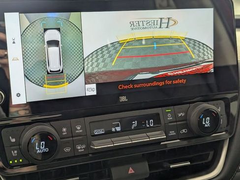 Used 2025 Toyota Grand Highlander FWD image 21
