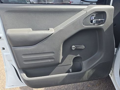 Used 2017 Nissan Frontier S RWD image 14