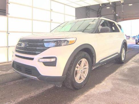 Used 2023 Ford Explorer XLT w/ Equipment Group 202A image 1