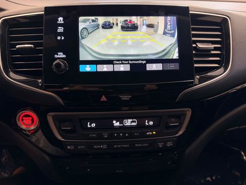 Used 2019 Honda Pilot Touring image 44