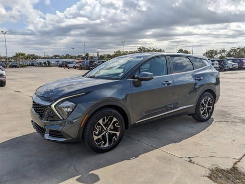 Certified 2023 Kia Sportage EX image 5