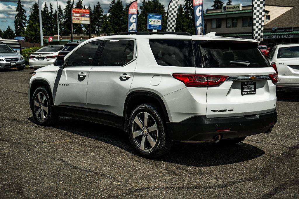 Used 2019 Chevrolet Traverse LT w/ LT Premium Package AWD/4WD image 9