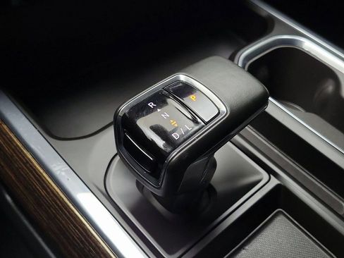 Used 2025 GMC Sierra 1500 Elevation w/ Elevation Premium Package image 15