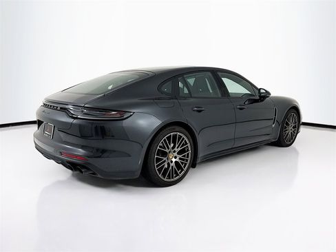 Certified 2023 Porsche Panamera Platinum Edition image 9