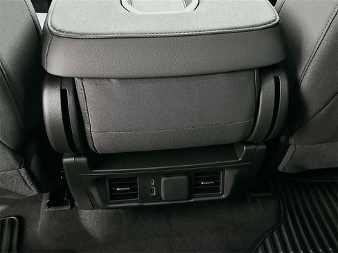 New 2026 GMC Sierra 1500 SLE w/ Preferred Package image 26