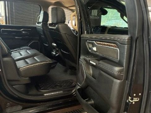 Used 2020 RAM 1500 Laramie AWD/4WD image 31