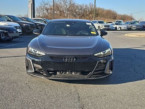 Used 2022 Audi e-tron GT Prestige w/ Prestige Package image 16