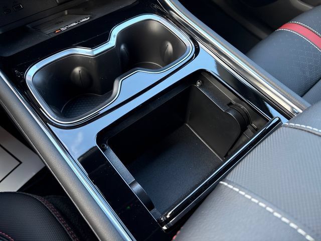 New 2026 Chevrolet Traverse RS AWD/4WD image 17