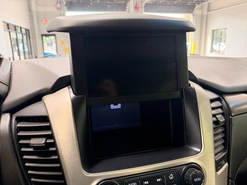 Used 2020 GMC Yukon Denali w/ Denali Premium Package AWD/4WD image 41