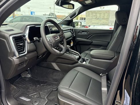 New 2026 GMC Canyon Elevation w/ Convenience Package image 11