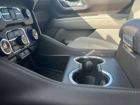 Used 2022 Chevrolet Tahoe Z71 w/ Off-Road Capability Package image 30