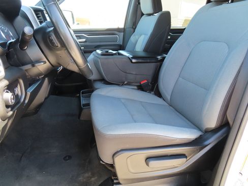 Used 2023 RAM 1500 Big Horn image 12