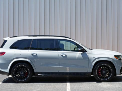 Used 2024 Mercedes-Benz GLS 63 AMG 4MATIC image 61