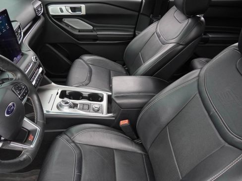 Used 2020 Ford Explorer ST w/ ST High-Performance Pack AWD/4WD image 11