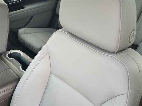 Used 2021 Chevrolet Tahoe LT image 15