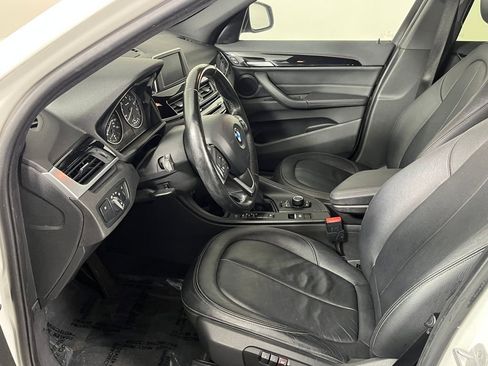 Used 2018 BMW X1 xDrive28i image 11