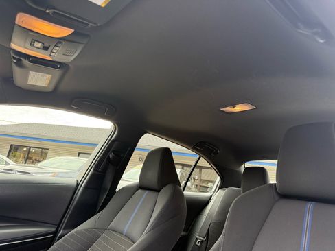 Used 2022 Toyota Corolla SE image 15