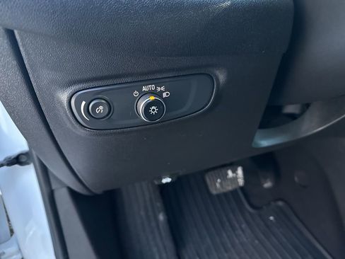 Certified 2024 Chevrolet Equinox LT image 16