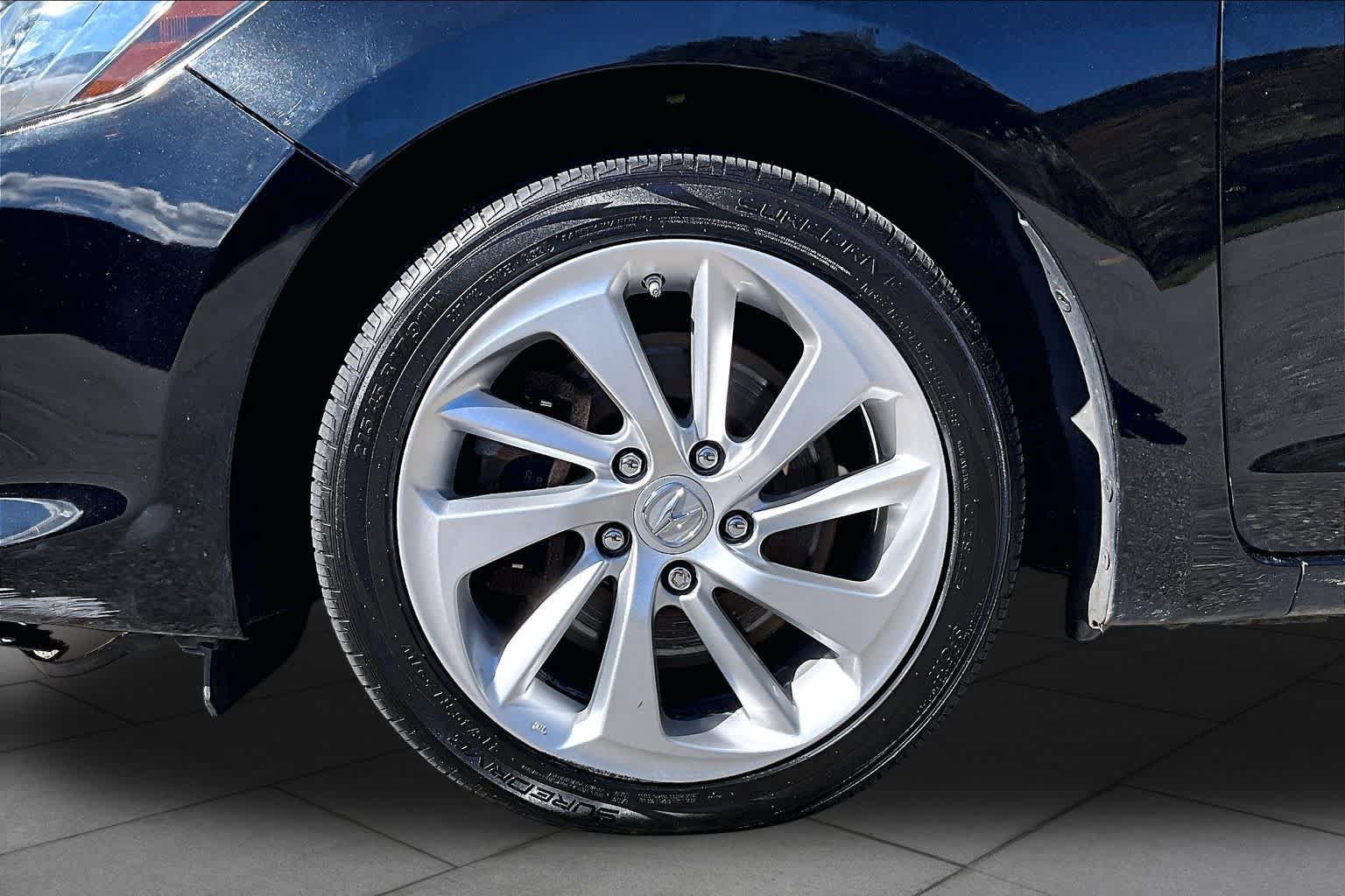 Used 2016 Acura ILX FWD image 11