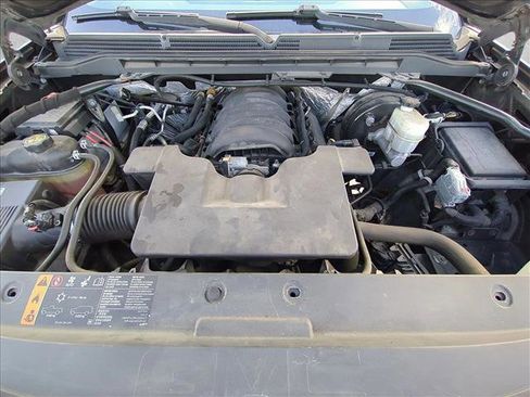 Used 2017 GMC Sierra 1500 SLE w/ SLE Value Package image 14