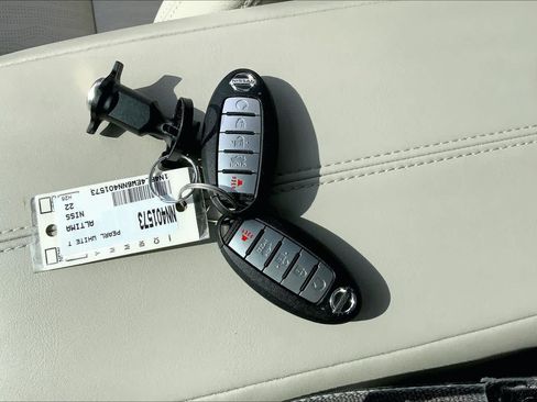 Used 2022 Nissan Altima 2.5 SL AWD/4WD image 15
