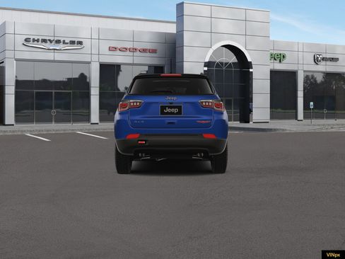 New 2026 Jeep Compass Trailhawk w/ Sun, Sound & Navigation Group AWD/4WD image 6