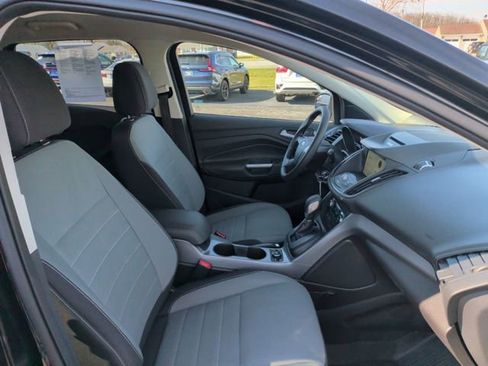 Used 2016 Ford Escape SE w/ Equipment Group 201A image 16