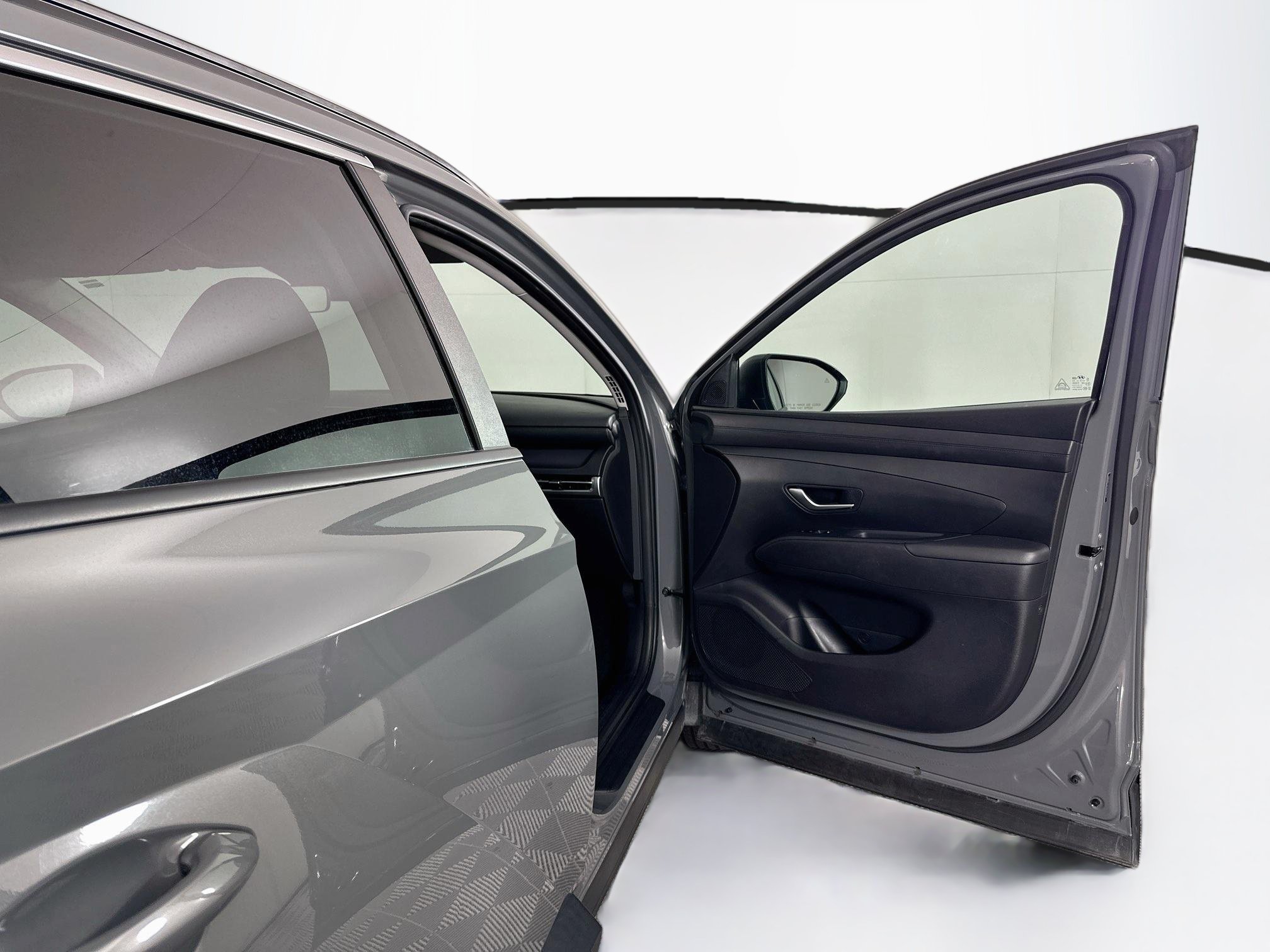 Used 2025 Hyundai Tucson SEL AWD/4WD image 31