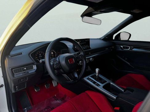 Used 2025 Honda Civic Type R image 20