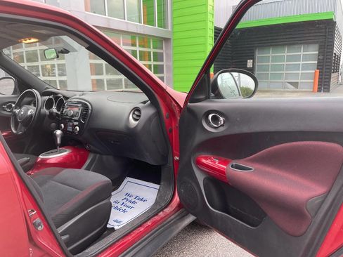 Used 2012 Nissan Juke SV image 15