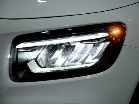Certified 2026 Mercedes-Benz GLB 250 image 8