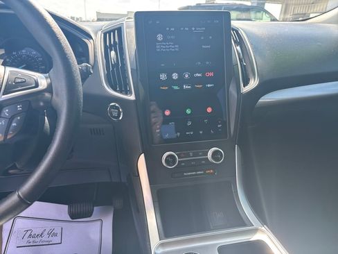 Used 2024 Ford Edge SEL image 20