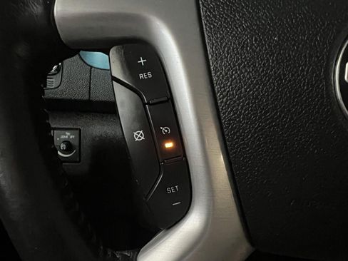 Used 2012 GMC Acadia SLT FWD image 10