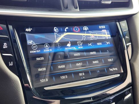 Used 2013 Cadillac XTS Premium image 22