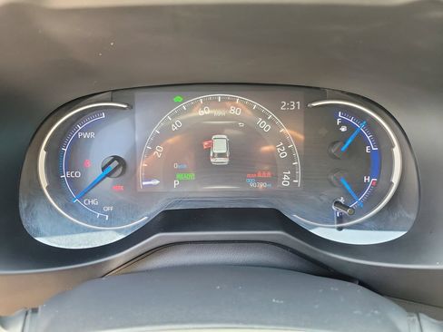 Used 2024 Toyota RAV4 LE AWD/4WD image 21