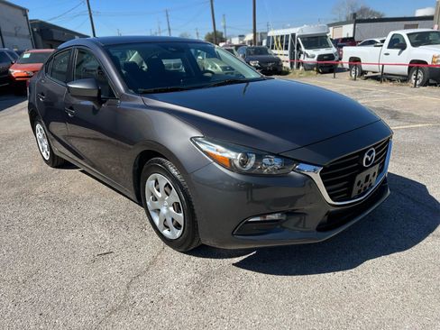 Used 2018 MAZDA MAZDA3 Sport image 10
