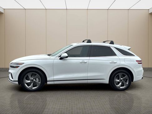 Certified 2026 Genesis GV70 2.5T Advanced image 2