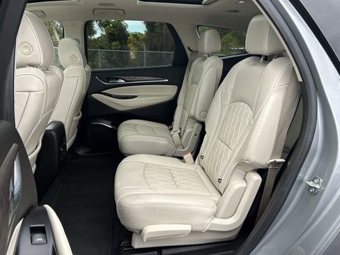 Used 2023 Buick Enclave Avenir w/ Avenir Technology Package image 15