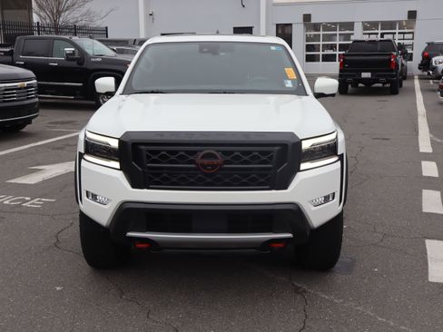 Used 2023 Nissan Frontier PRO-4X w/ Pro-4X Premium Package image 3