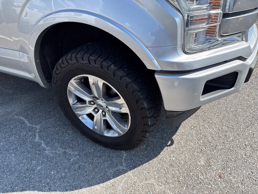 Used 2019 Ford F150 Platinum w/ Equipment Group 701A Luxury AWD/4WD image 6