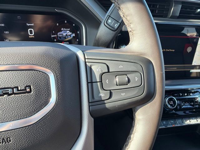 Used 2026 GMC Sierra 2500 Denali w/ Technology Package AWD/4WD image 12