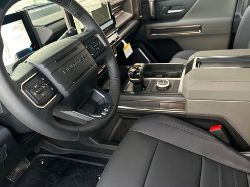 New 2025 GMC Hummer EV 2X image 11