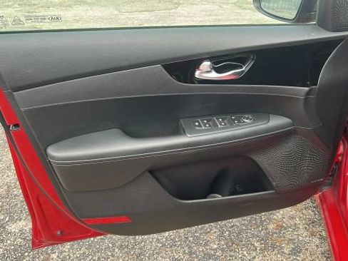 Used 2021 Kia Forte EX FWD image 10