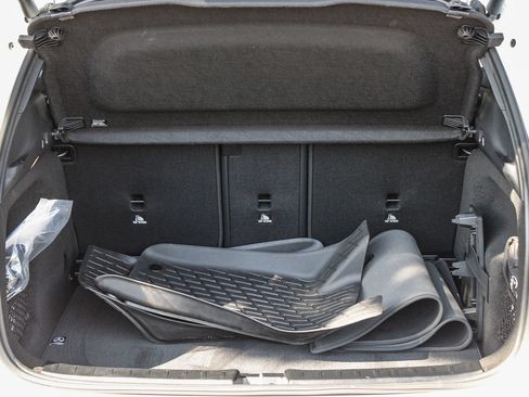 Certified 2026 Mercedes-Benz GLA 250 4MATIC image 28