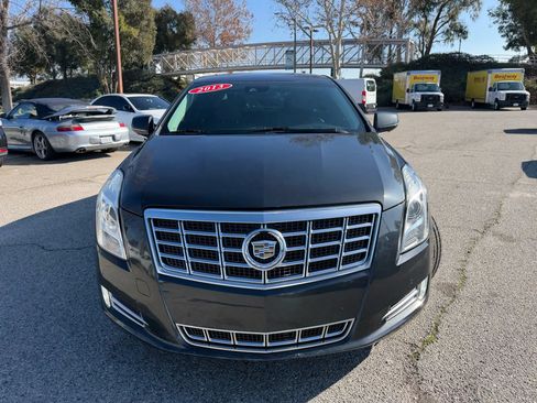 Used 2013 Cadillac XTS Luxury w/ Driver Awareness Package FWD image 8