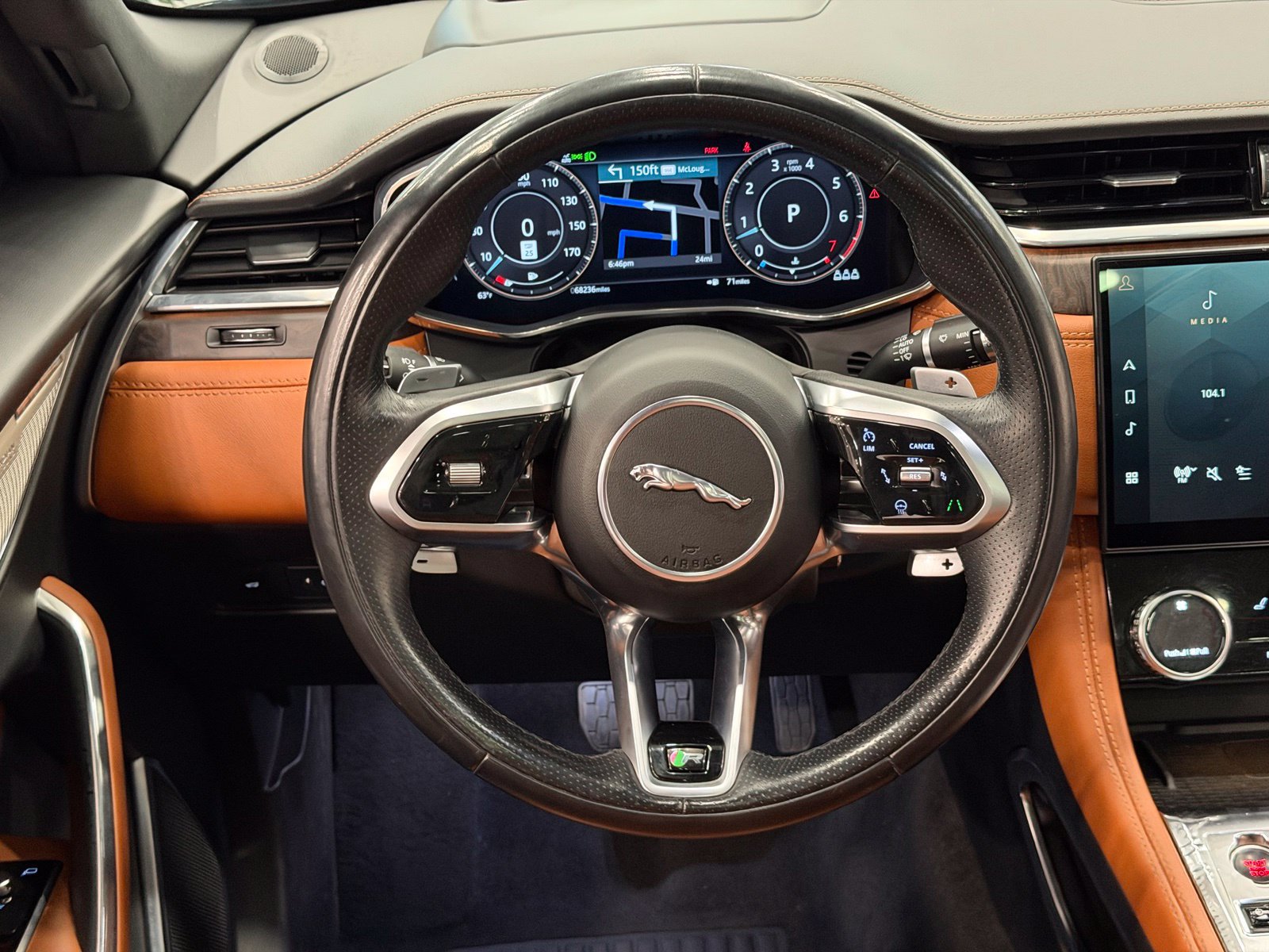 Used 2021 Jaguar F-PACE R-Dynamic S AWD/4WD image 10