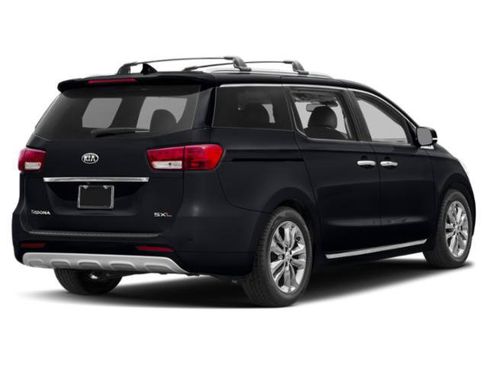 Used 2017 Kia Sedona LX FWD image 5