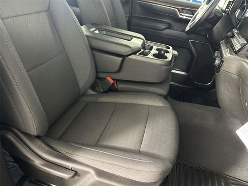 Used 2024 Chevrolet Silverado 1500 LT AWD/4WD image 16