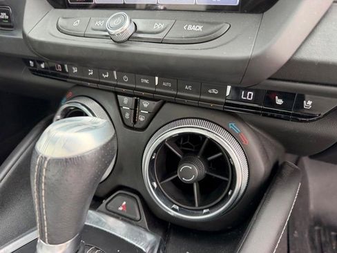 Used 2018 Chevrolet Camaro LT image 13
