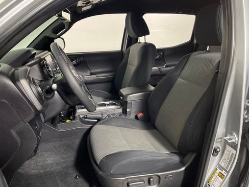 Certified 2023 Toyota Tacoma TRD Off-Road image 12